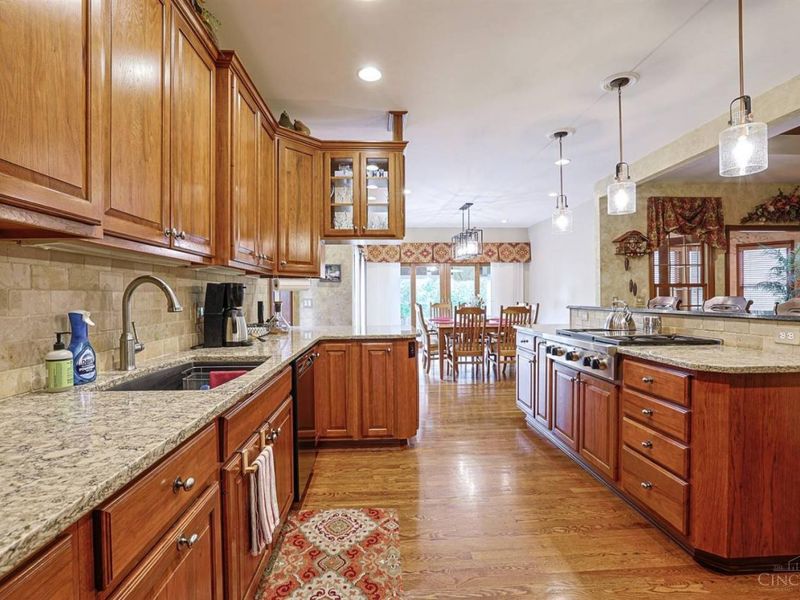 11972 Grandstone Lane, Montgomery, OH 45249 Photo 16