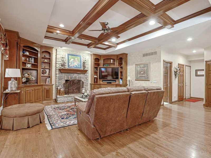 11972 Grandstone Lane, Montgomery, OH 45249 Photo 7