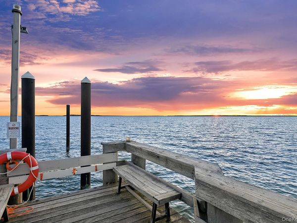 1 Fox Crossing , Sag Harbor, NY 11963