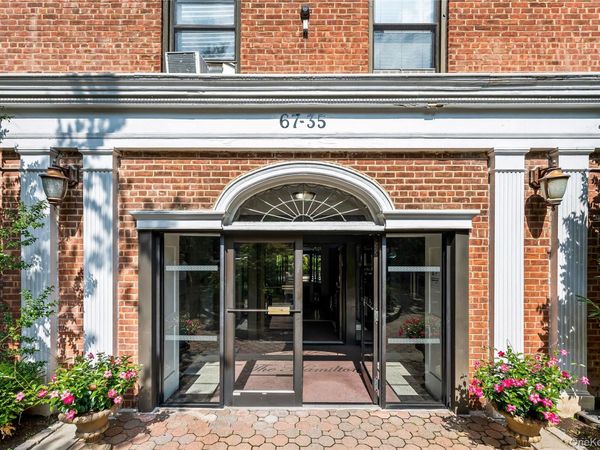 67-35 Yellowstone Boulevard , Unit 6A, Forest Hills, NY 11375