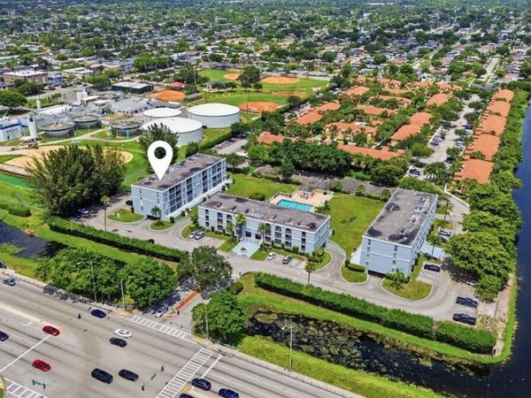 7980 N French Drive, Unit 3-305, Pembroke Pines, FL 33024