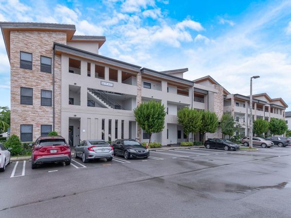 8045 NW 104th Avenue, Unit 7, Doral, FL 33178