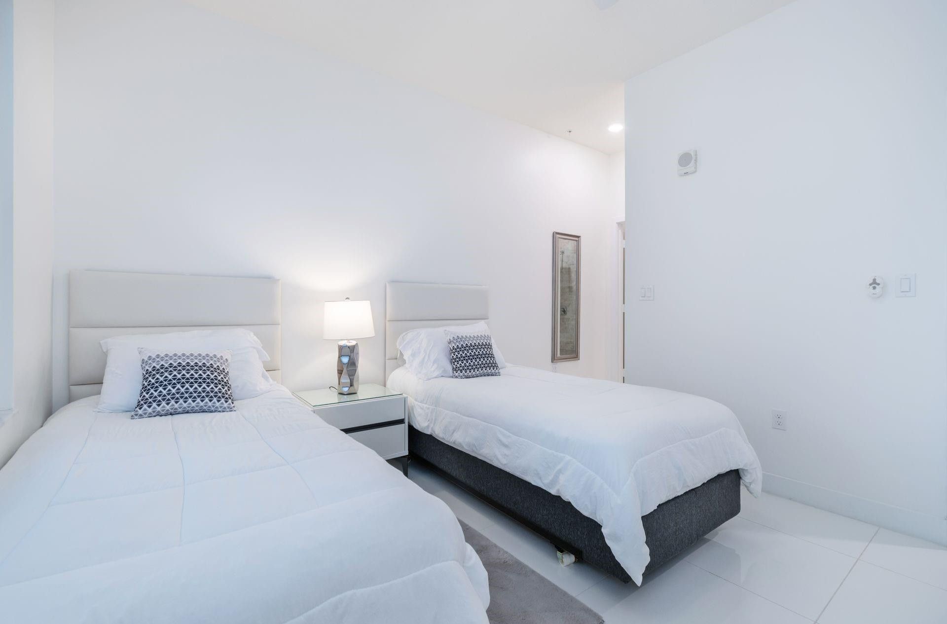 8045 NW 104th Avenue, Unit 7, Doral, FL 33178 Photo