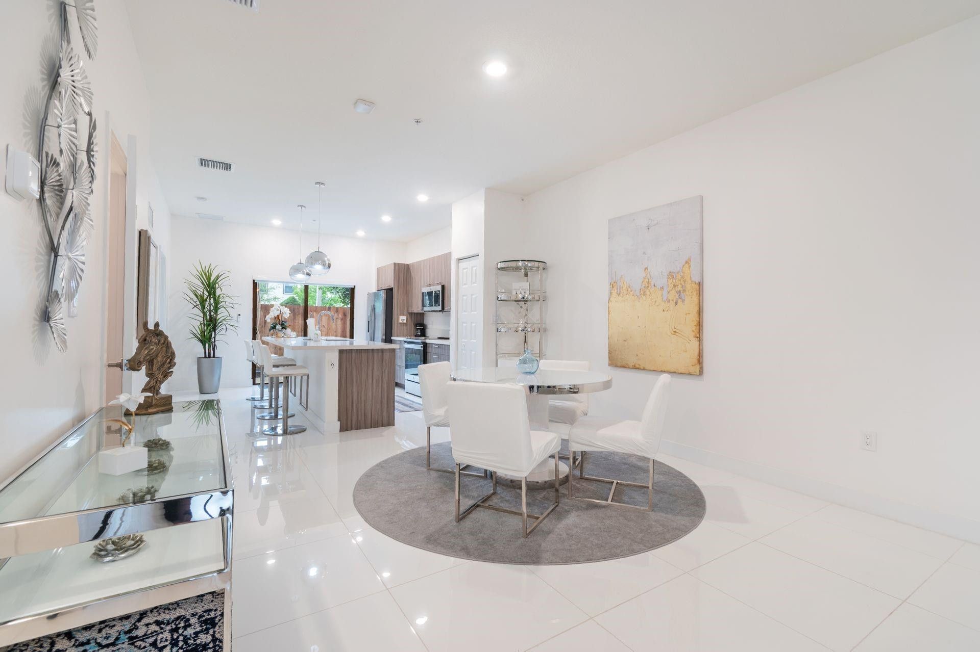8045 NW 104th Avenue, Unit 7, Doral, FL 33178 Photo