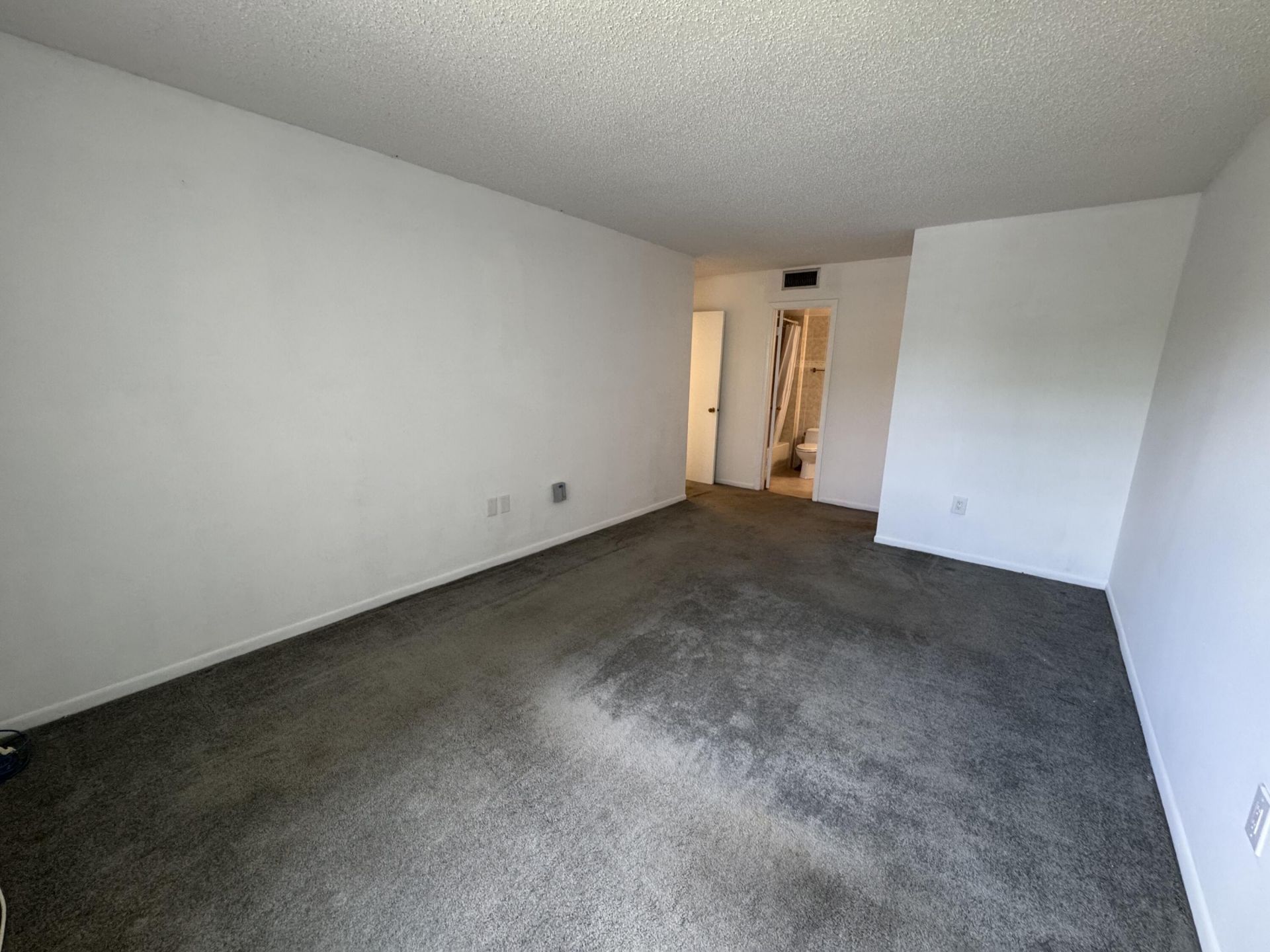 4990 E Sabal Palm Boulevard, Tamarac, FL 33319 Photo