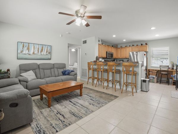 3231 Vassallo Avenue, Palm Springs, FL 33461