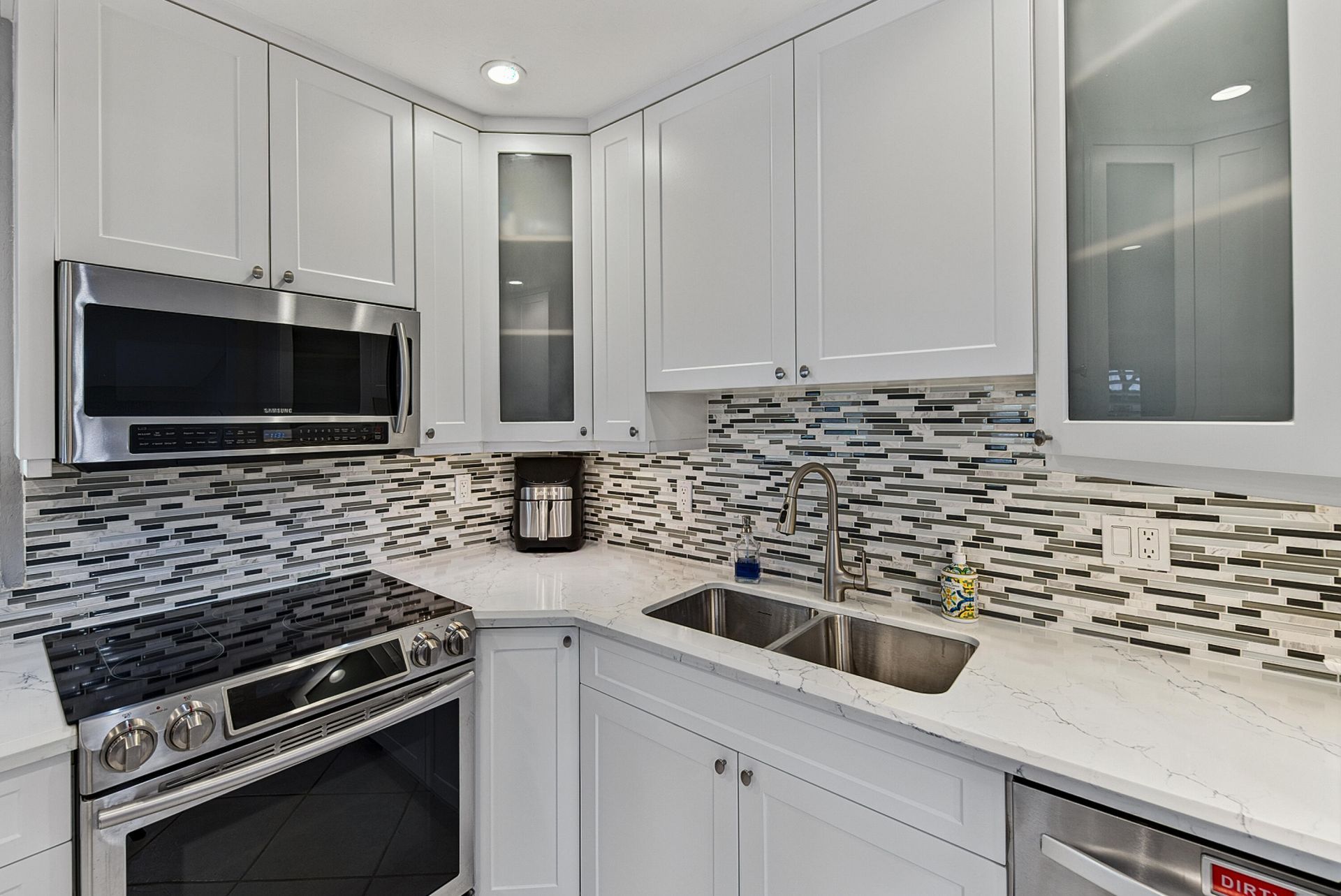 800 SW 19th Street, Fort Lauderdale, FL 33315 Photo
