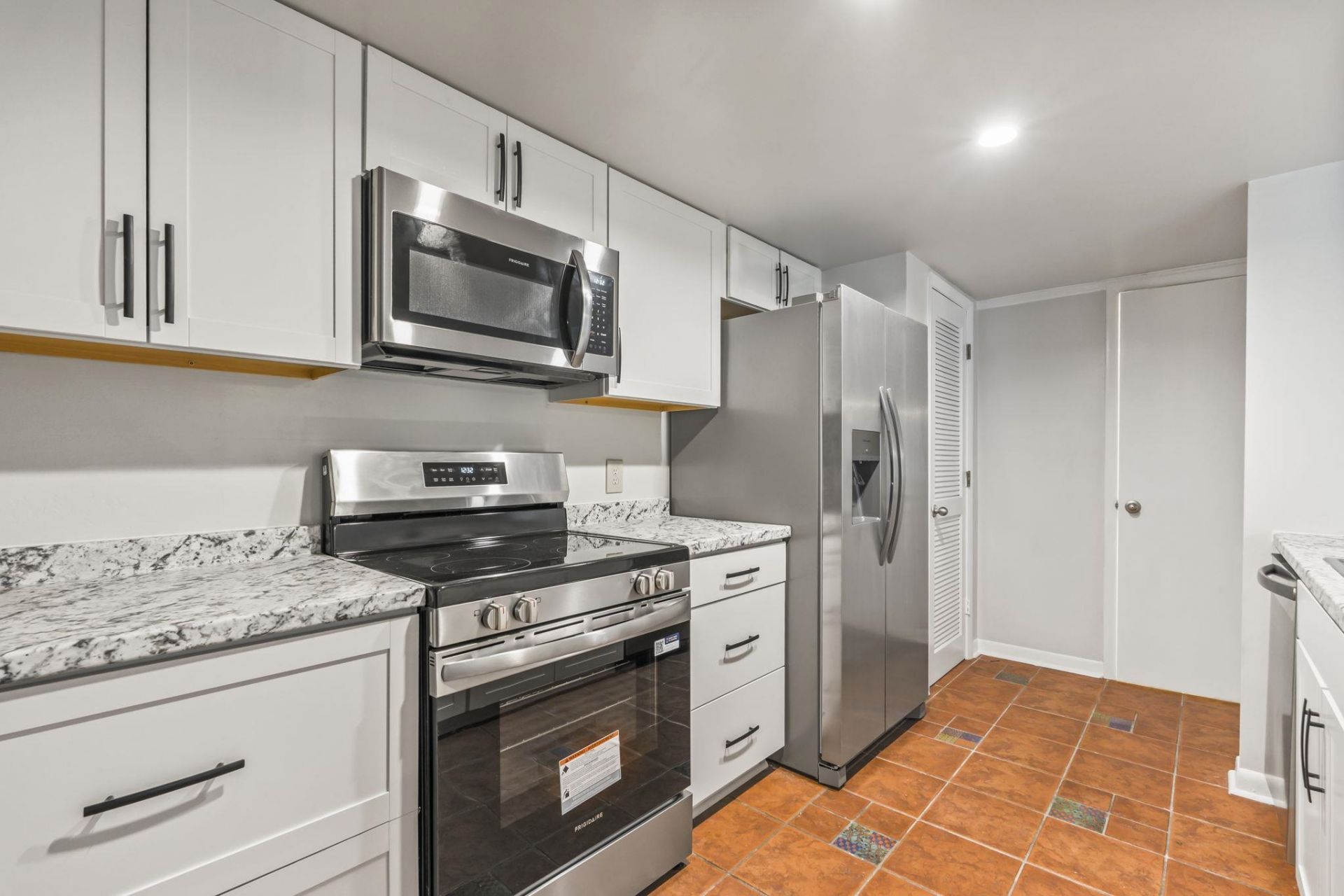 802 Myrtle Ct. Photo 11