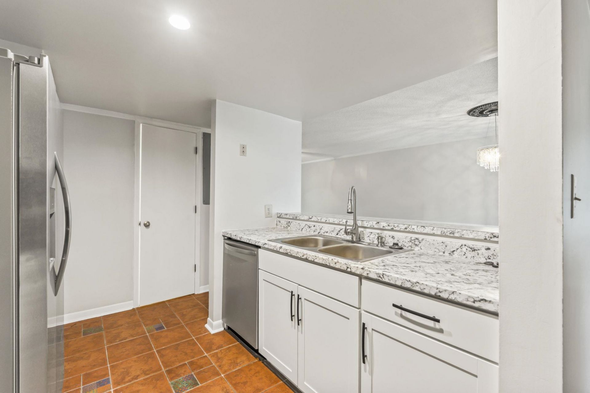 802 Myrtle Ct. Photo 13