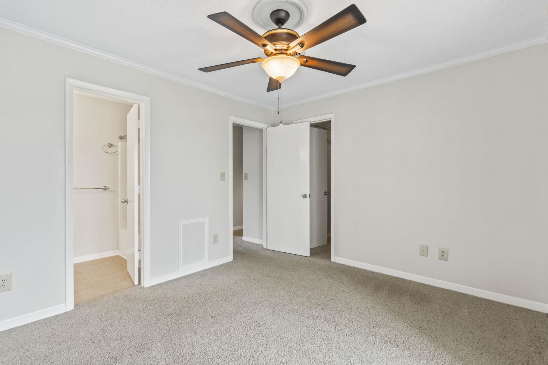 802 Myrtle Ct. Photo 37