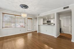 802 Myrtle Ct. photo 4