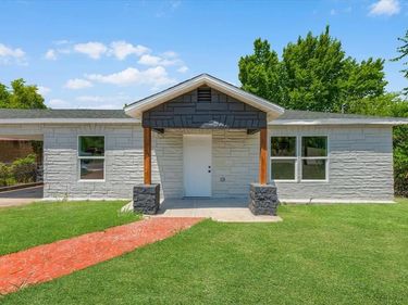 1312 Lindsey Street, Fort Worth, TX 76105