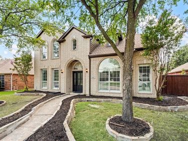 11207 Raveneaux Drive, Frisco, TX 75033
