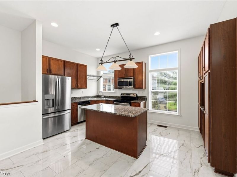 9 Grandview Drive, Rocky River, OH 44116 Photo 6