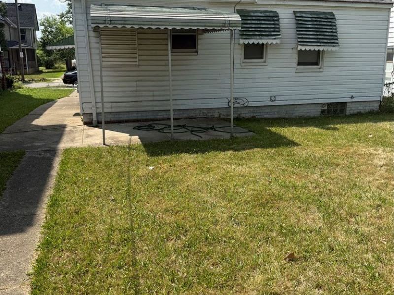 889 E 139th Street, Cleveland, OH 44110 Photo 4