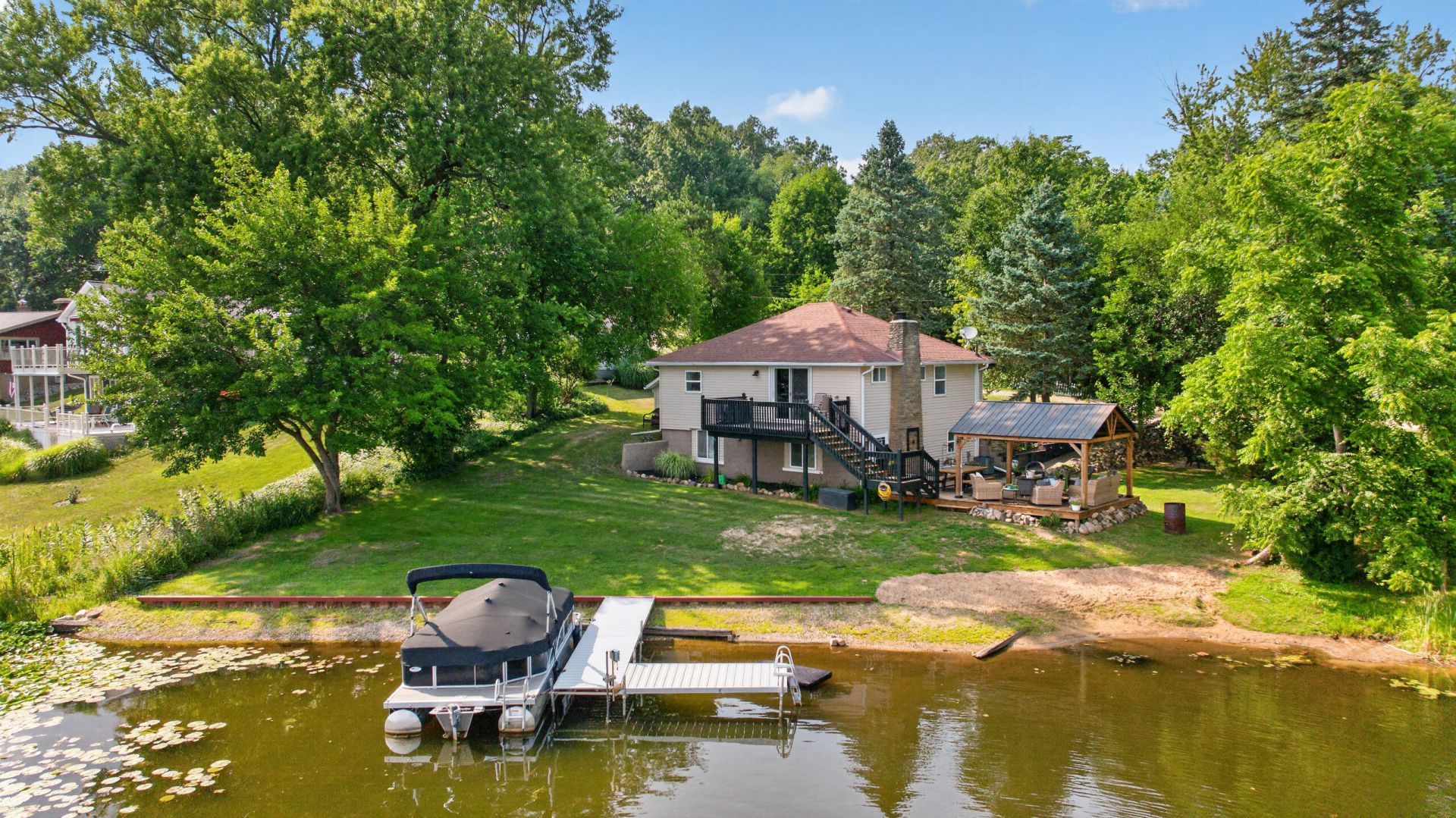 12459 Crystal Lake Drive S, Cement City, MI 49233 Main Photo