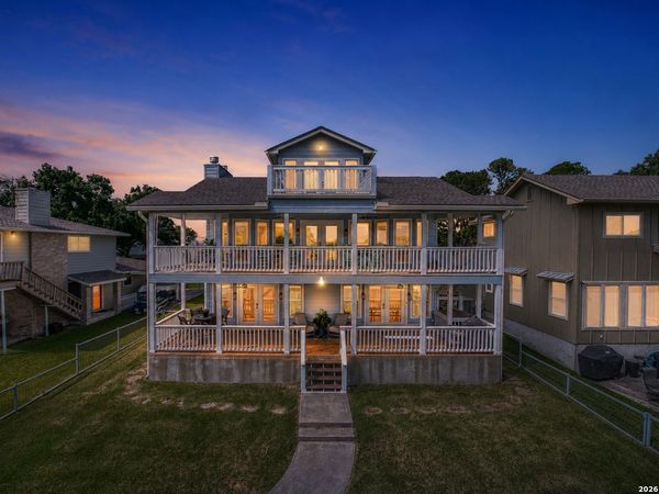 519 CEDARHILL DR, Granite Shoals, TX 78654