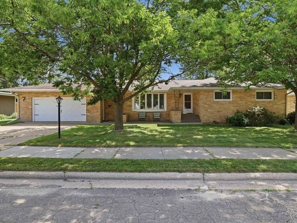 211 MEADOW STREET, Stevens Point, WI 54481