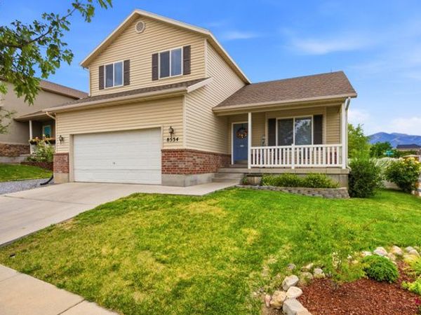 8534 S MAUL OAK DR , West Jordan, UT 84081