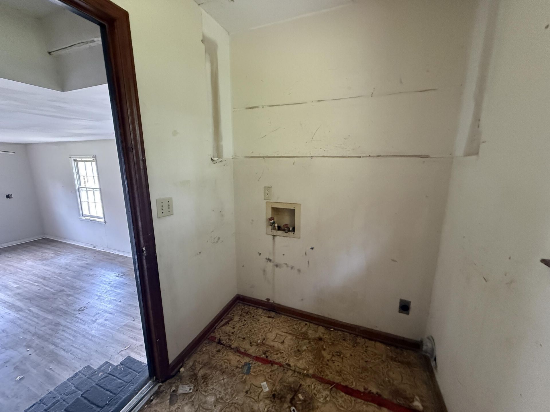 402 Kershaw Road Photo 15