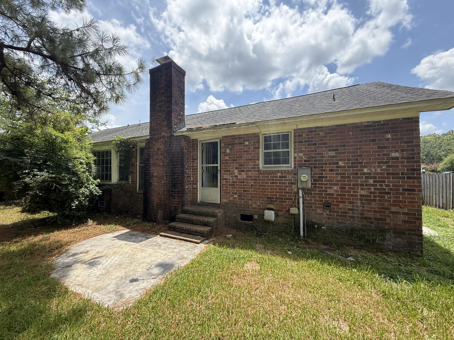 402 Kershaw Road Photo 24