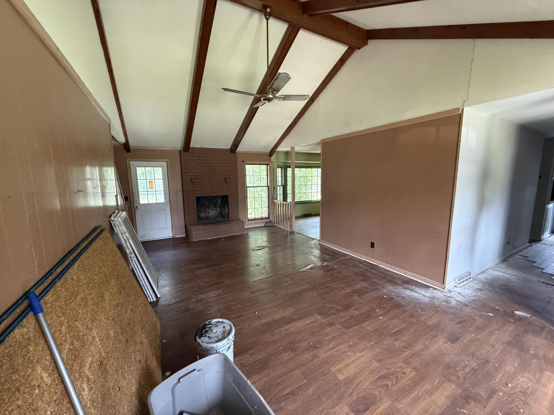 402 Kershaw Road Photo 4