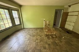 402 Kershaw Road photo 4