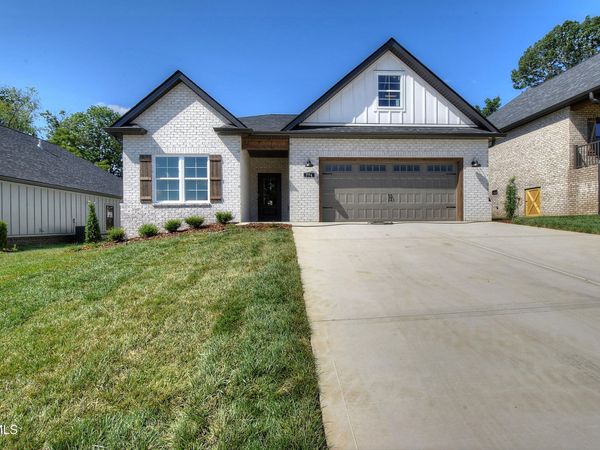 774 Hunts Terrace Drive, Kingsport, TN 37663