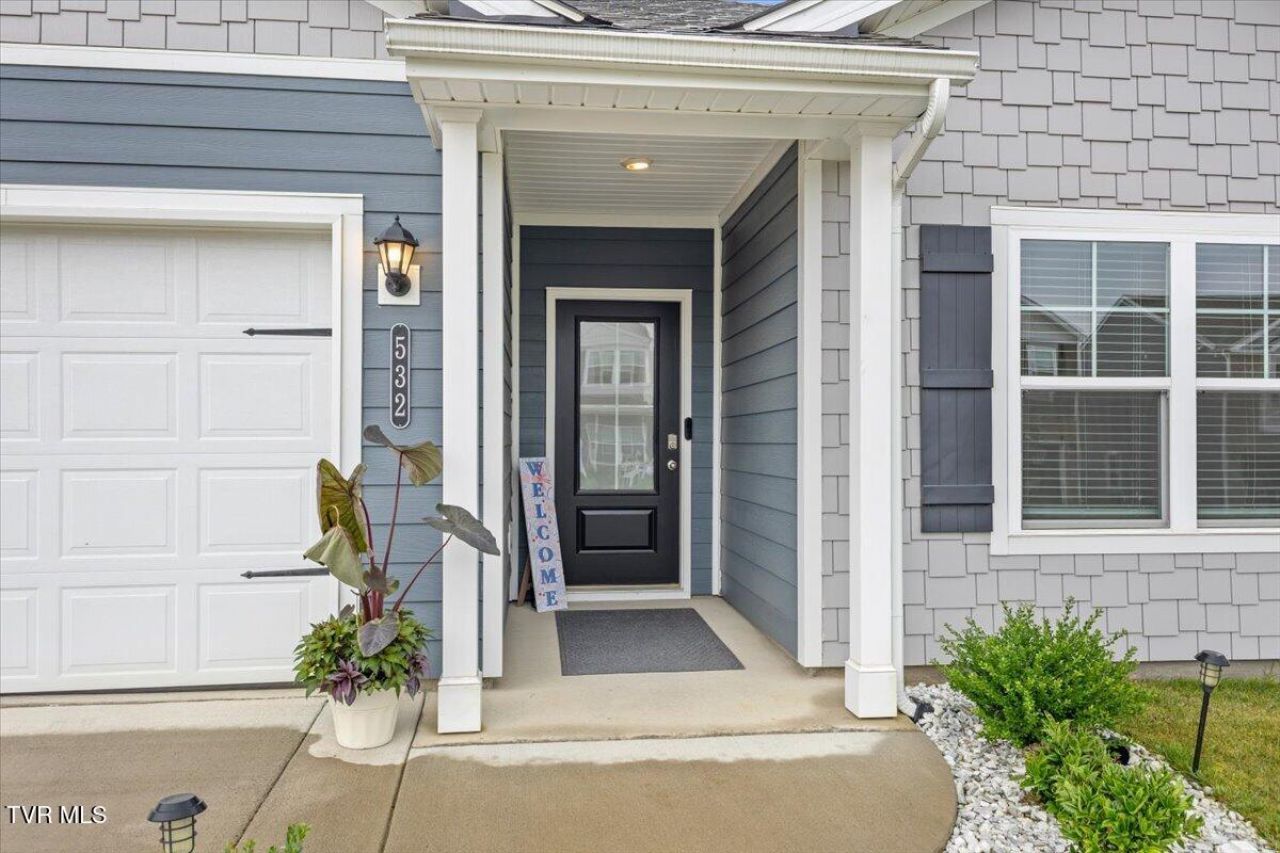 532 Sedgewick Way, Johnson City, TN 37601 Main Photo