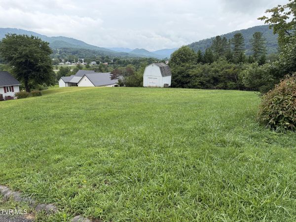 261 Hilmore Drive, Mountain City, TN 37683