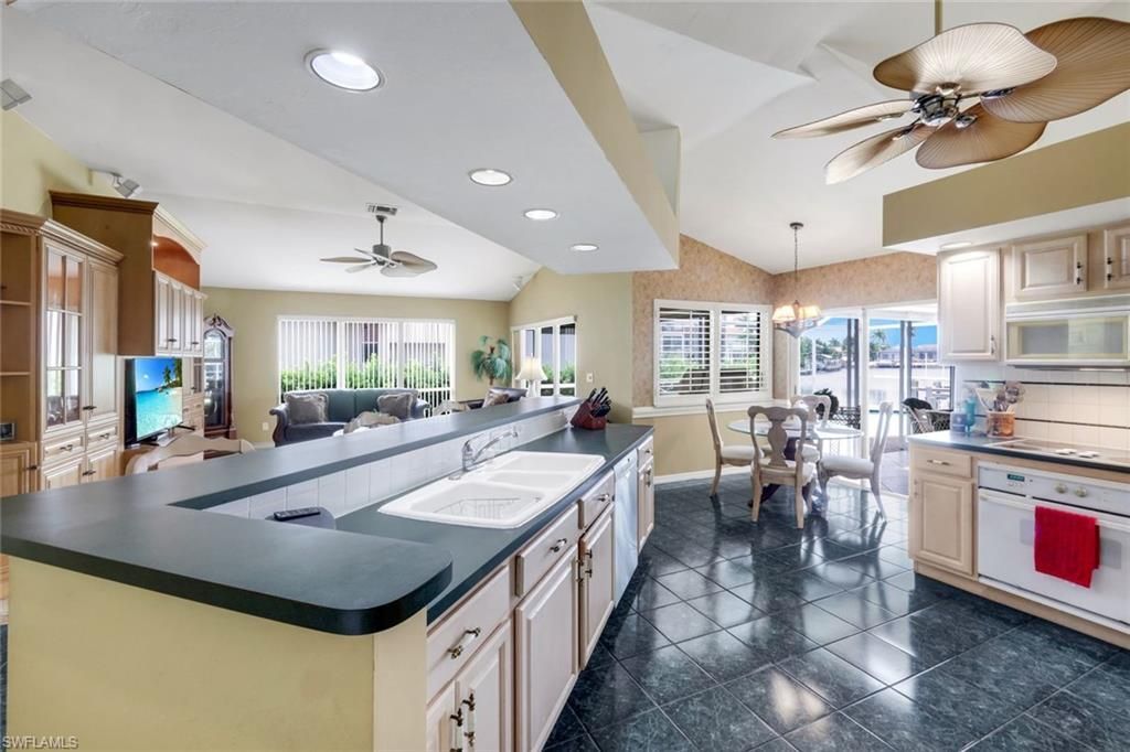 1942 San Marco Rd , Marco Island, FL 34145 Photo