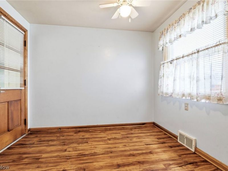 321 Woodrow Street NW, North Canton, OH 44720 Photo 14