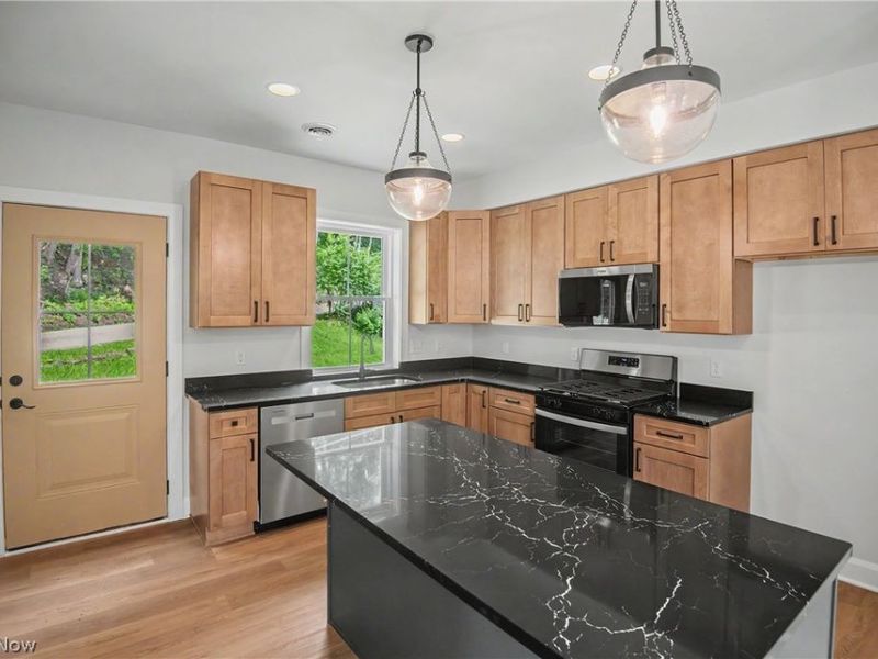 308 Pritchard Avenue, Lisbon, OH 44432 Photo 9