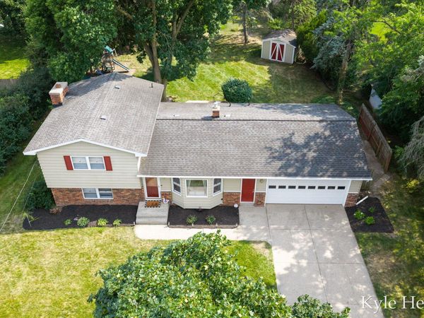1038 Ferris Street NW, Grand Rapids, MI 49544