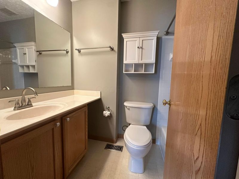 4136 Asbury Ridge Drive, Columbus, OH 43230 Photo 12