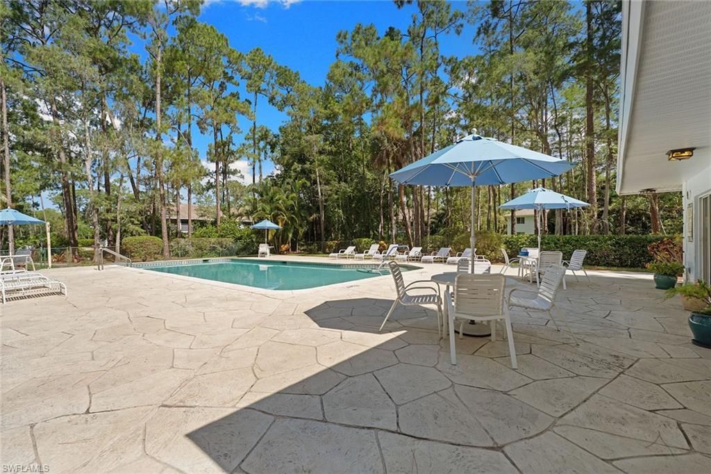 3581 County Barn Rd, Unit 203, Naples, FL 34112 Photo