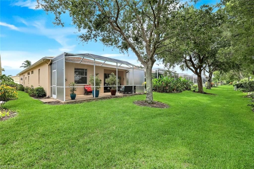 8683 Ibis Cove Cir, Naples, FL 34119 Photo