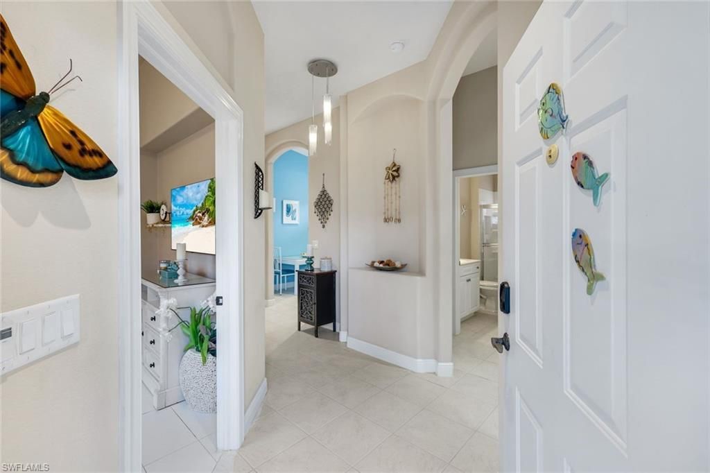 8683 Ibis Cove Cir, Naples, FL 34119 Photo
