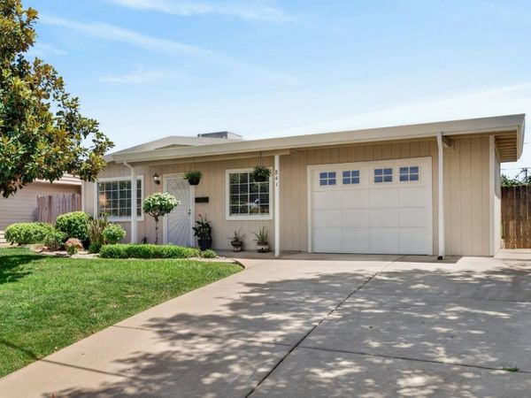 841 School St, Folsom, CA 95630
