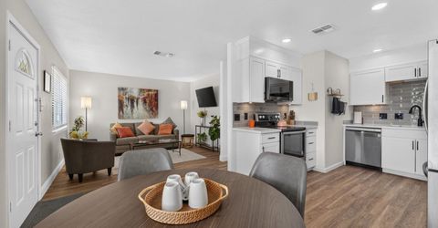 841 School St, Folsom, CA 95630 Photo