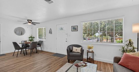 841 School St, Folsom, CA 95630 Photo
