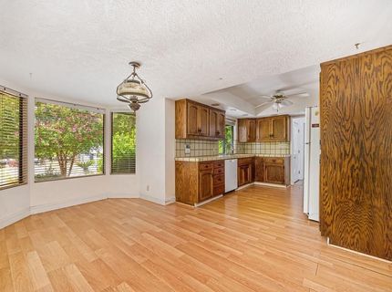 5656 El Camino Ave, Carmichael, CA 95608 Photo