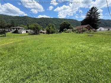 100 Hilmer Court, Shrewsbury, WV 25015