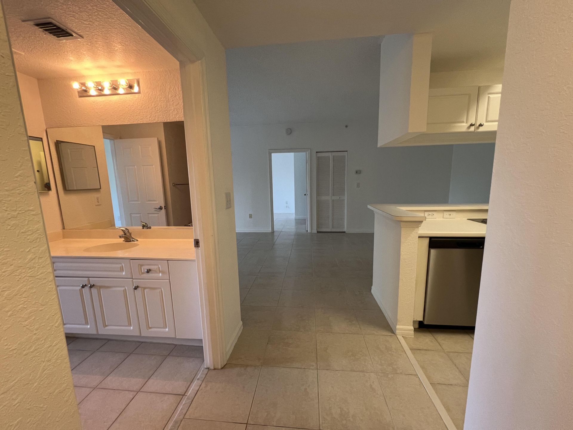 2812 Grande Parkway, Unit 301, Palm Beach Gardens, FL 33410 Photo