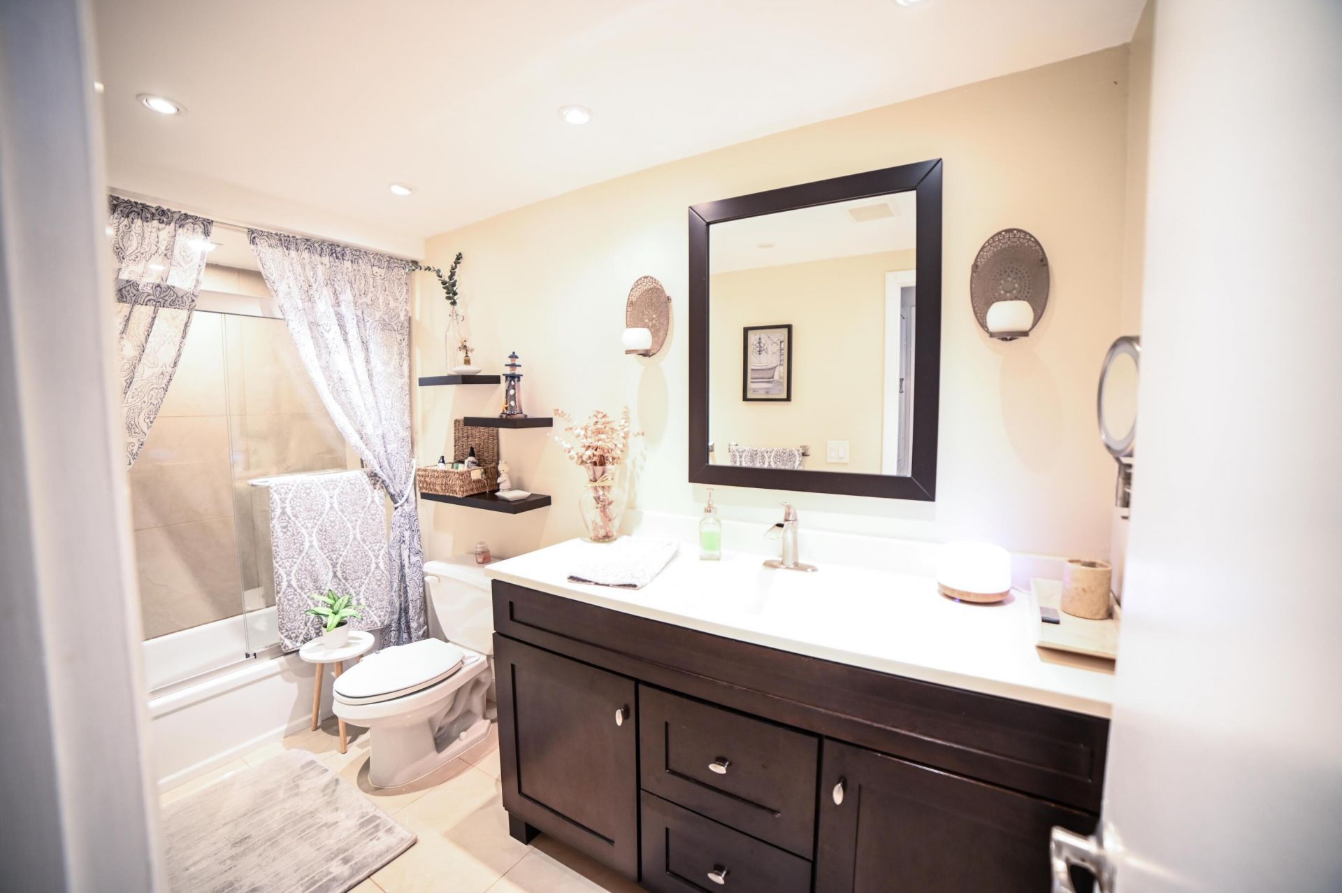 2701 N Ocean Boulevard, Unit 2F, Fort Lauderdale, FL 33308 Photo