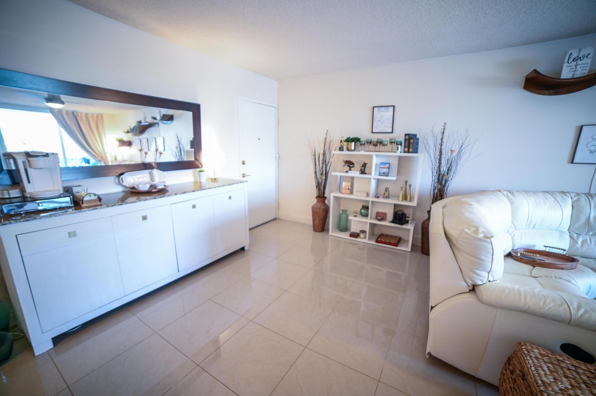 2701 N Ocean Boulevard, Unit 2F, Fort Lauderdale, FL 33308 Photo