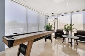 2701 N Ocean Boulevard, Unit 2F, Fort Lauderdale, FL 33308 Photo