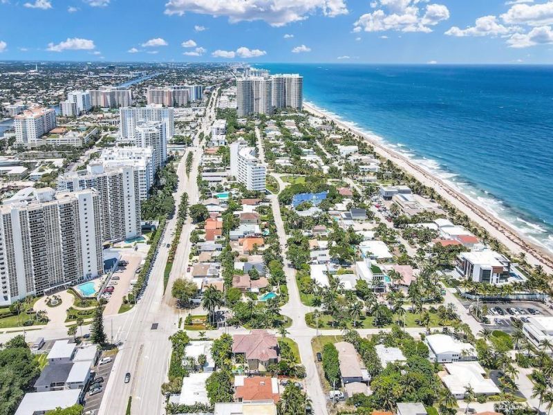 2701 N Ocean Boulevard, Unit 2F, Fort Lauderdale, FL 33308 Photo