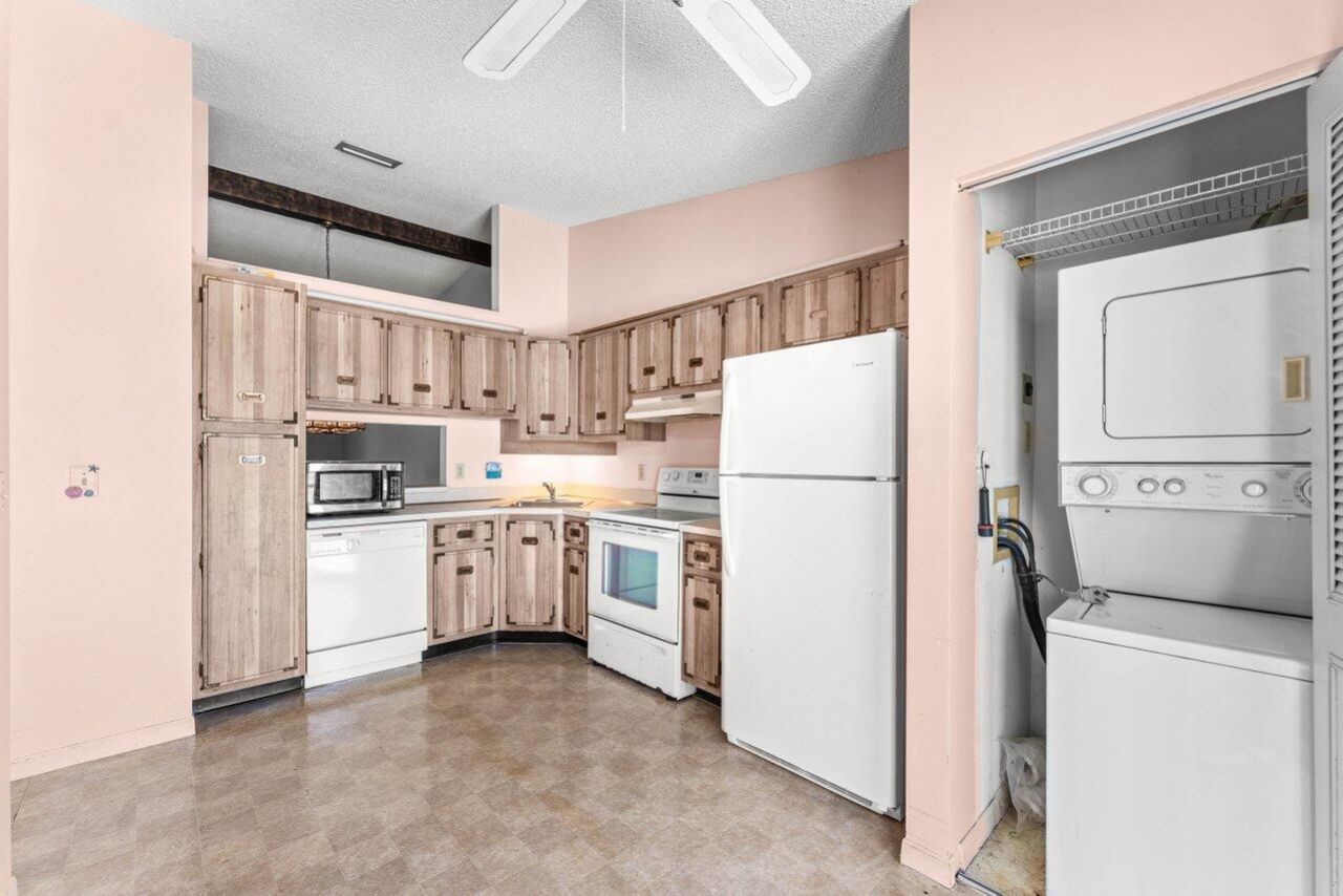 1024 Green Pine Boulevard, Unit I, West Palm Beach, FL 33409 Photo