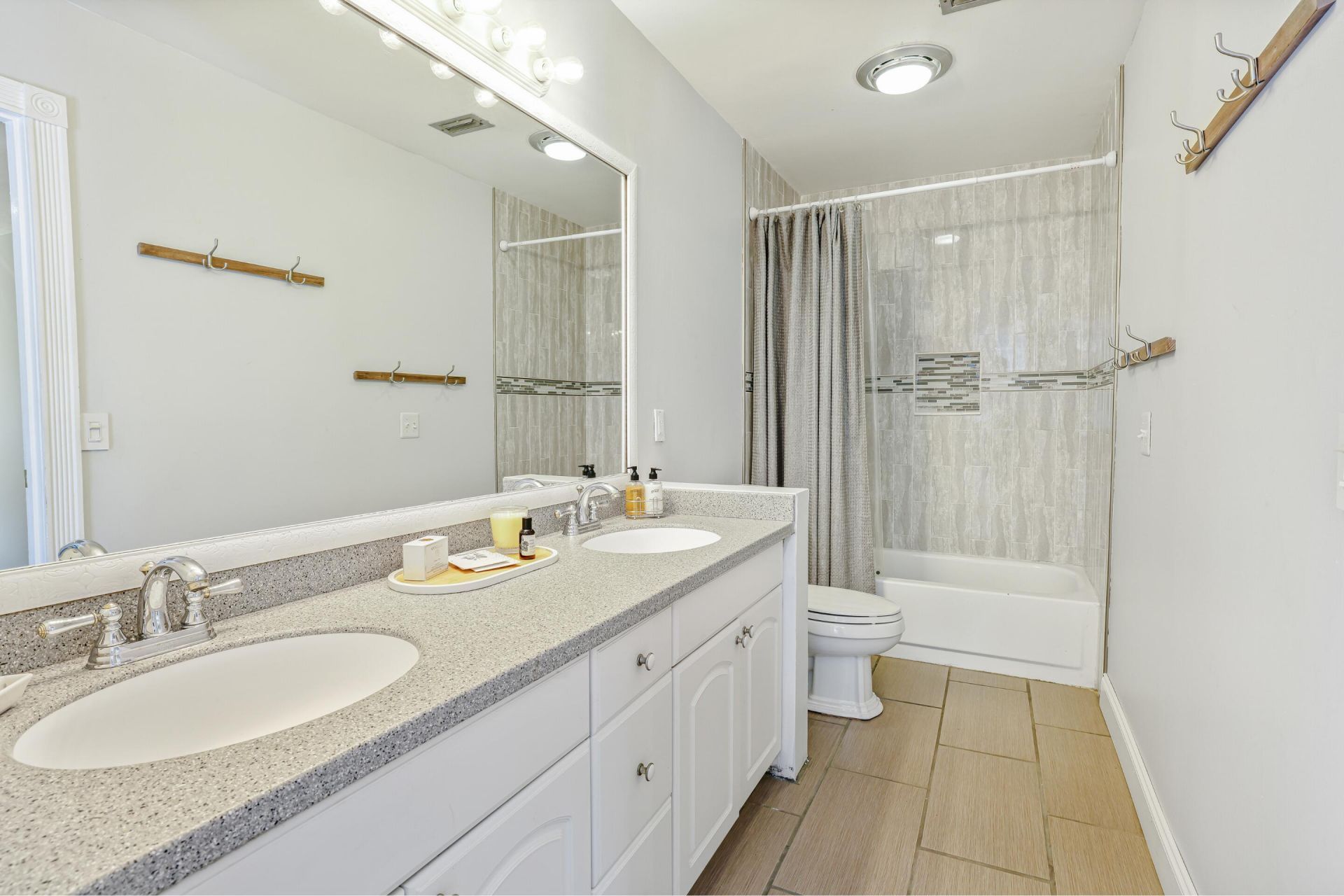 19780 Castlewood Drive, Jupiter, FL 33458 Photo